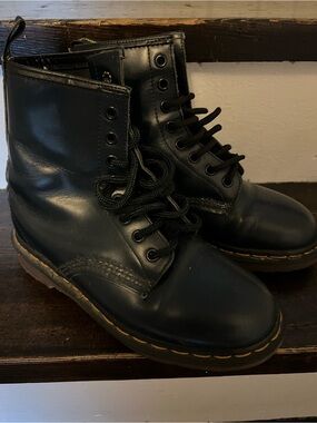 Dr. Martens Black Leather Lace-Up Combat Boots with Yellow Welt Stitching Size 6